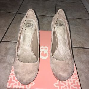 Gianni Bini taupe pumps