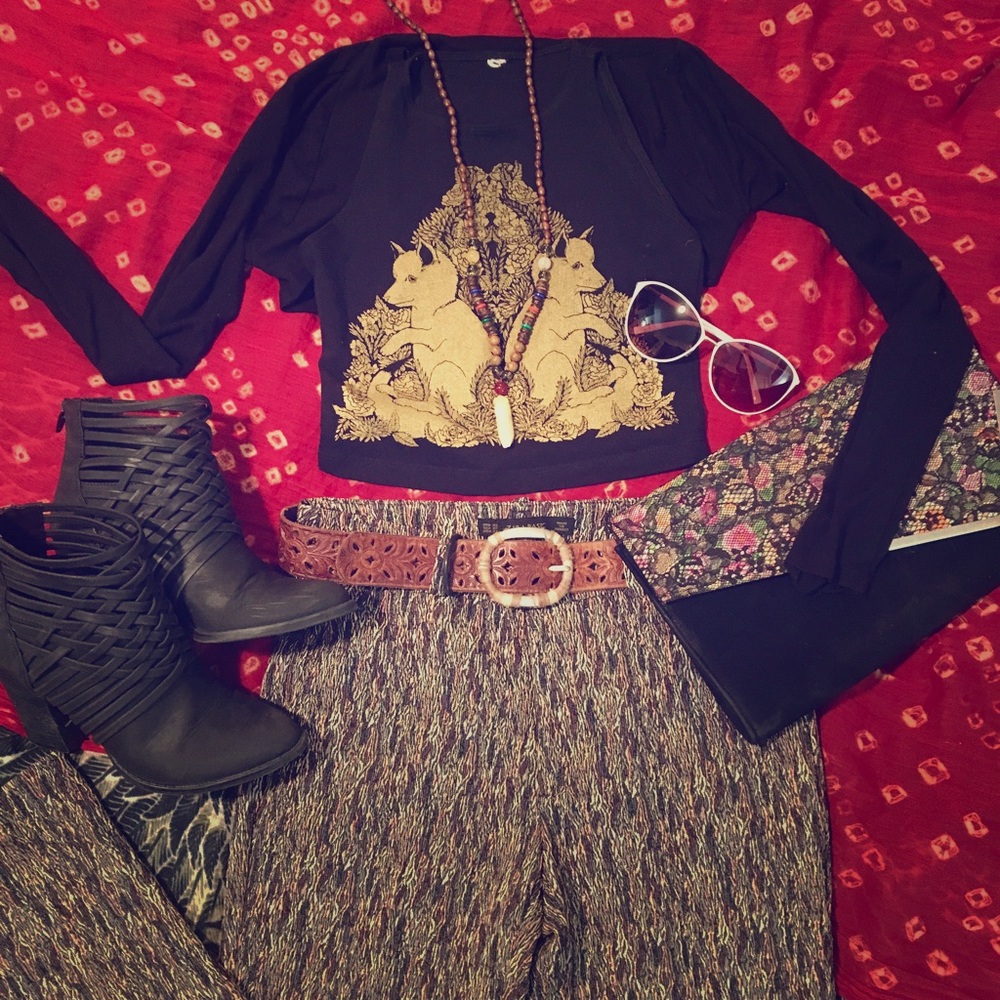 Zara Basic fancy print dress pants
