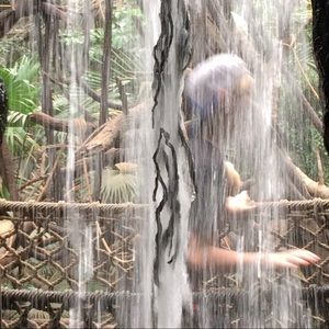 Meet your Posher, Sam