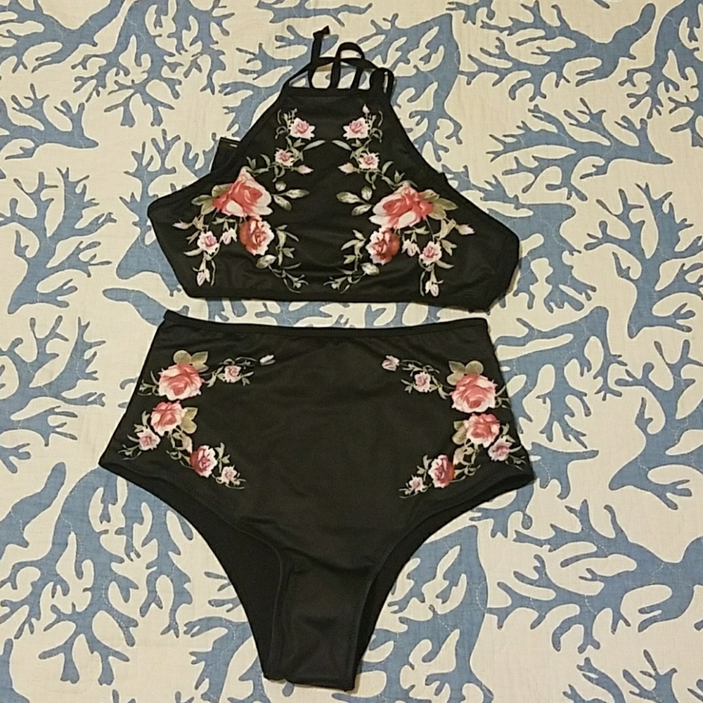 Final Price Drop! Cupshe NWT bikini!