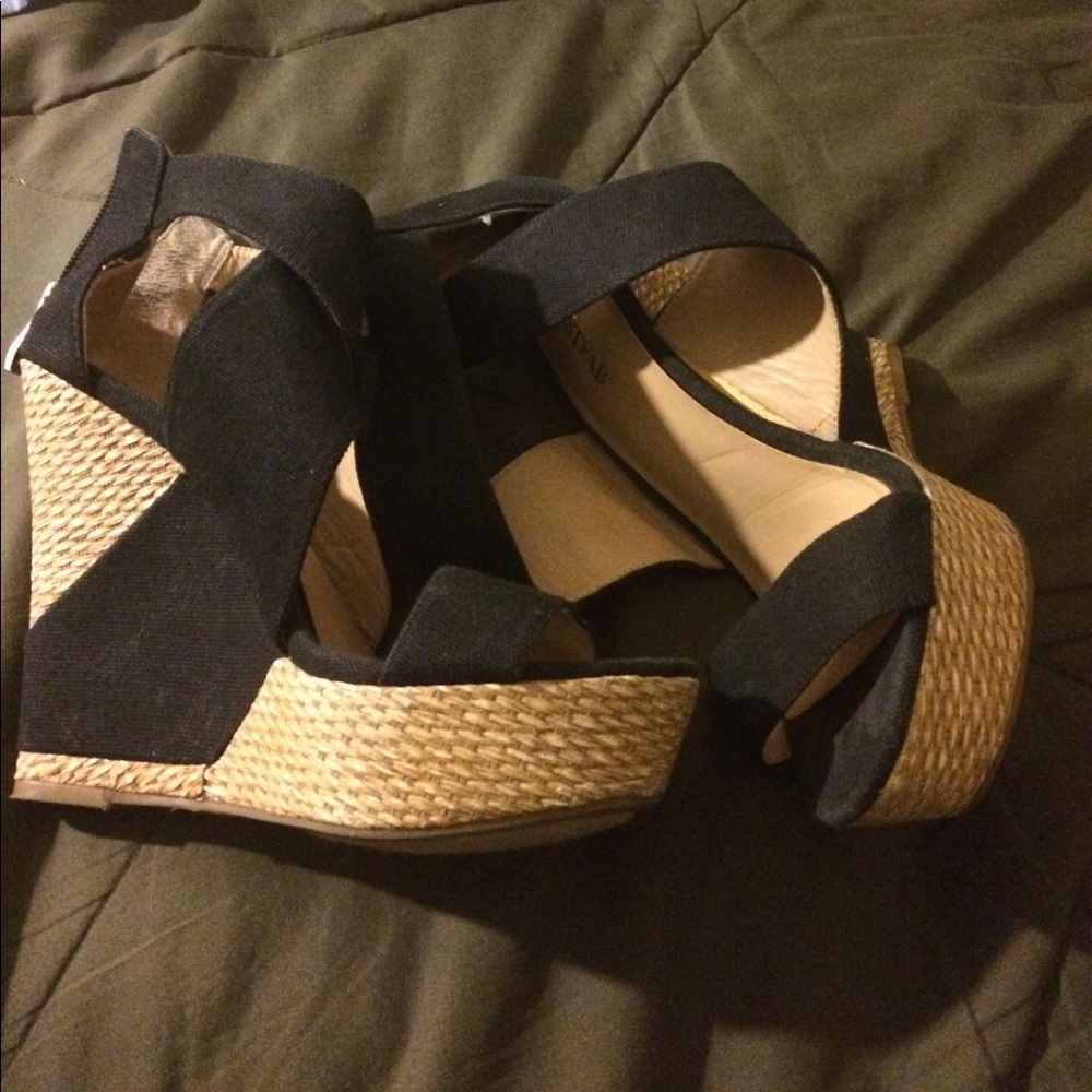 JustFab high heels in the color of black