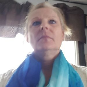Meet your Posher, Theresa