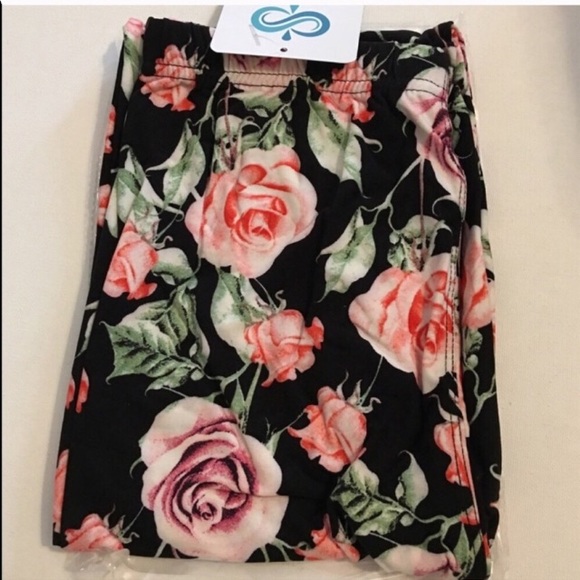 HP! Buttery soft Garden Rose leggings - Picture 6 of 7