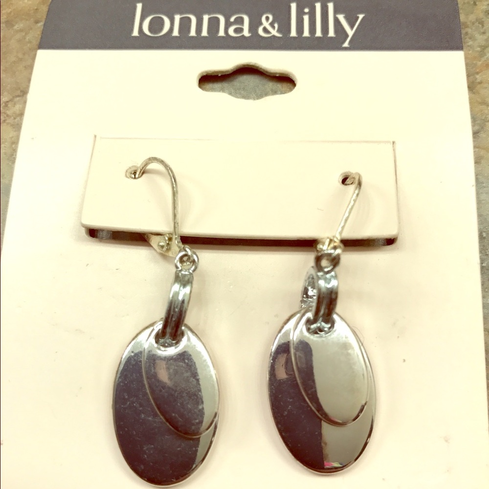 NWT Lonna &Lilly nickel free dangle earrings.