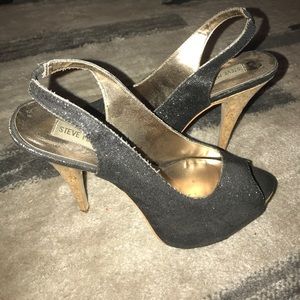 SOLD Steve Madden heels