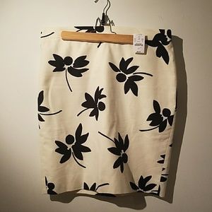 NWT J. Crew pencil skirt, US 12