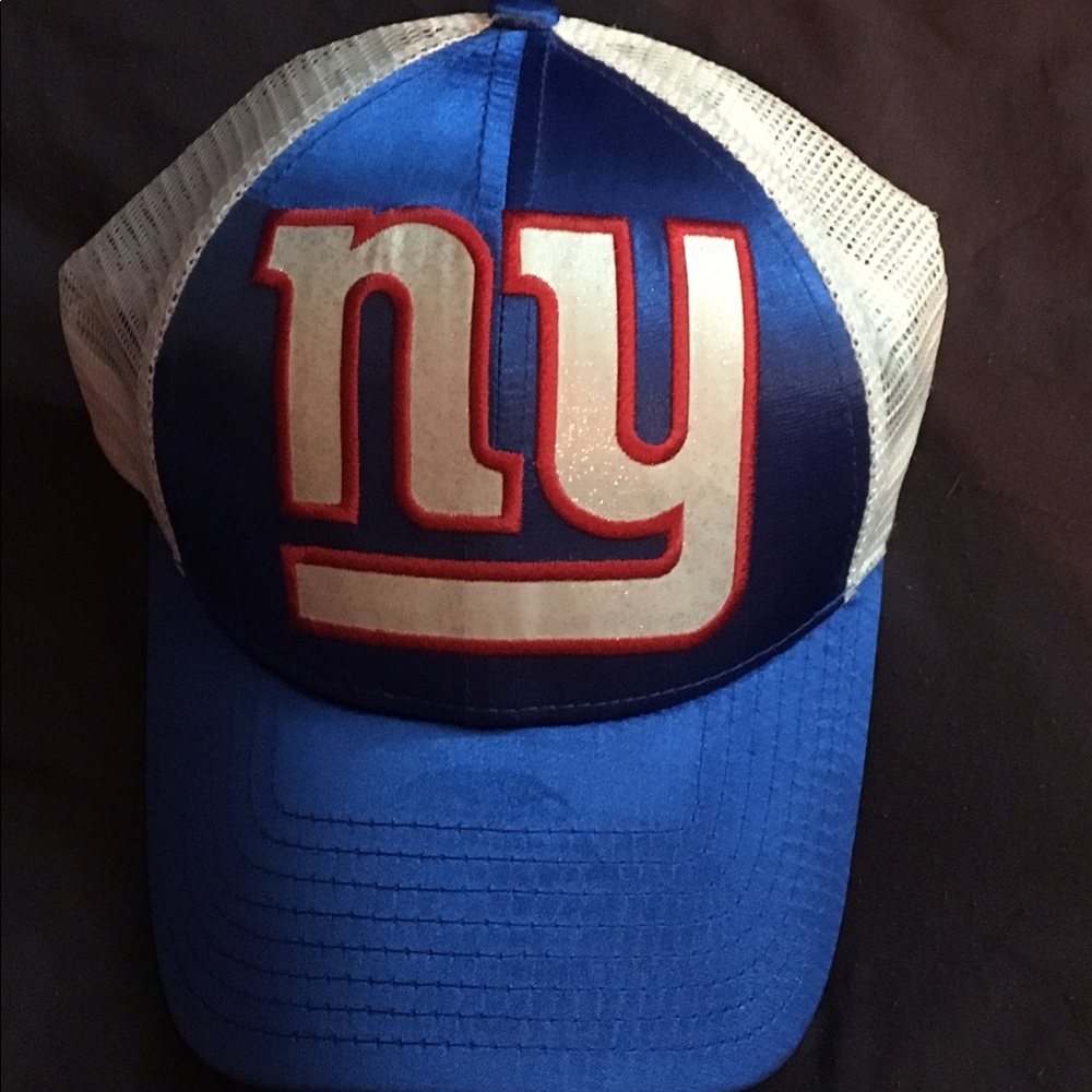 Giants hat