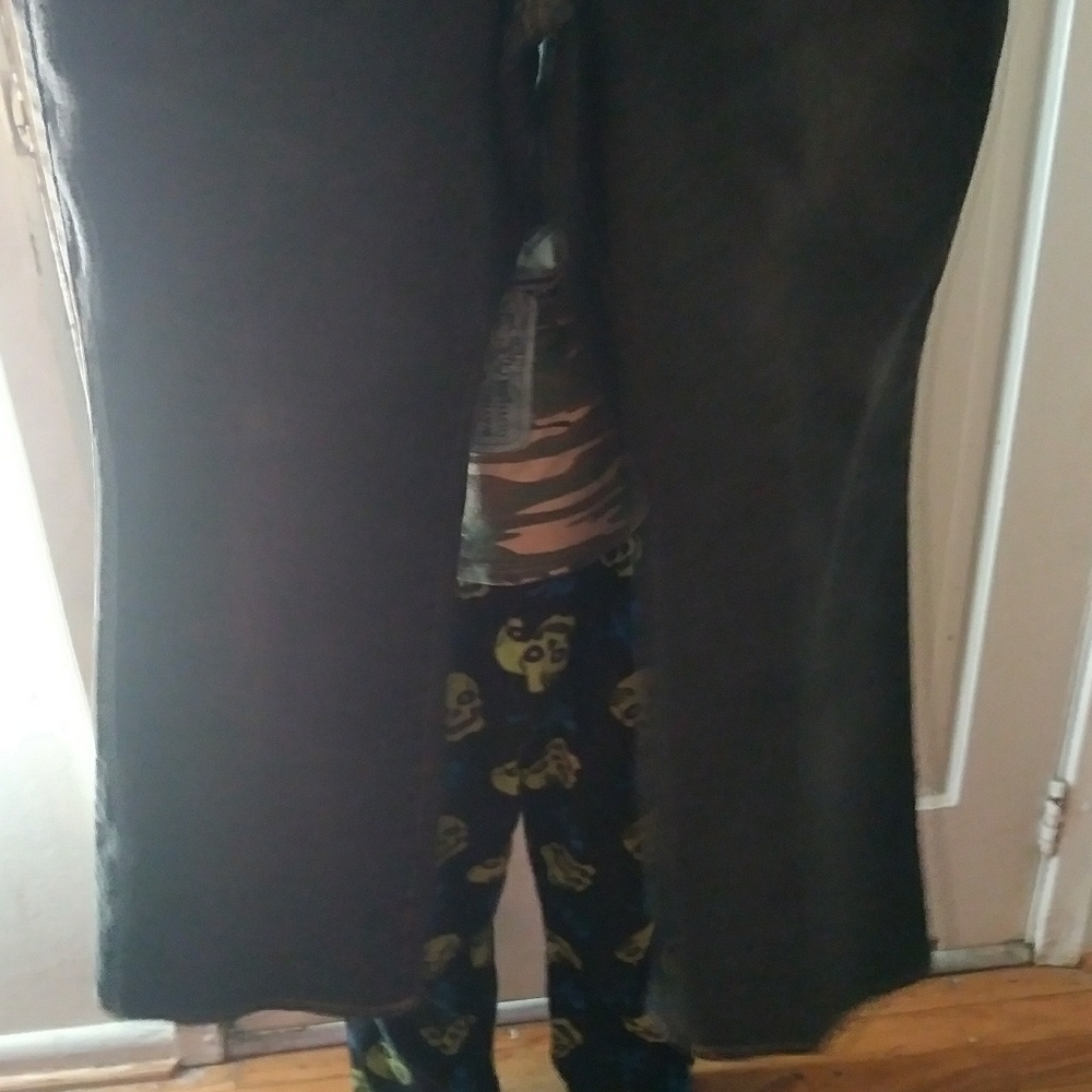 New Jeans - Picture 4 of 4