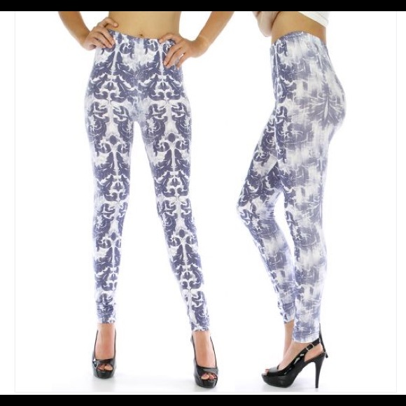 LAST ONE!  Silky, boho Fleur-de-Lis leggings - Picture 3 of 3