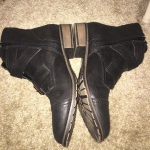 Forever 21 Combat Moto Boots Black