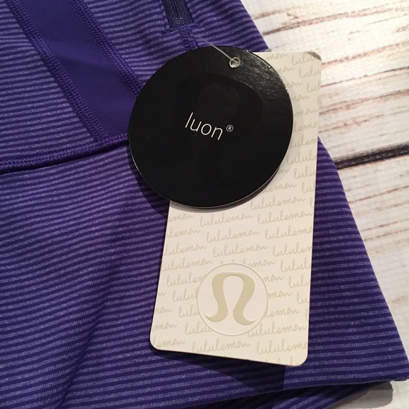NWT lululemon luon purple jacket Sz: 4 - Picture 7 of 8