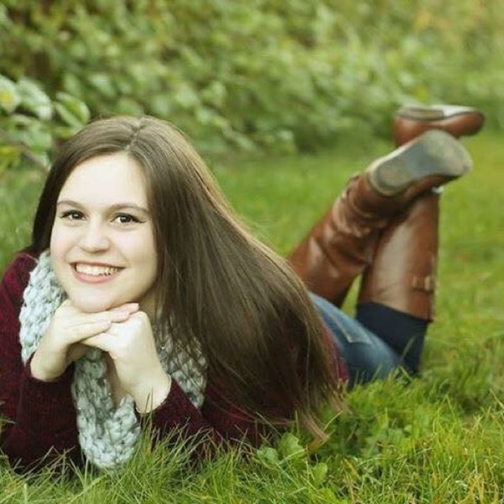 Meet your Posher, Emily