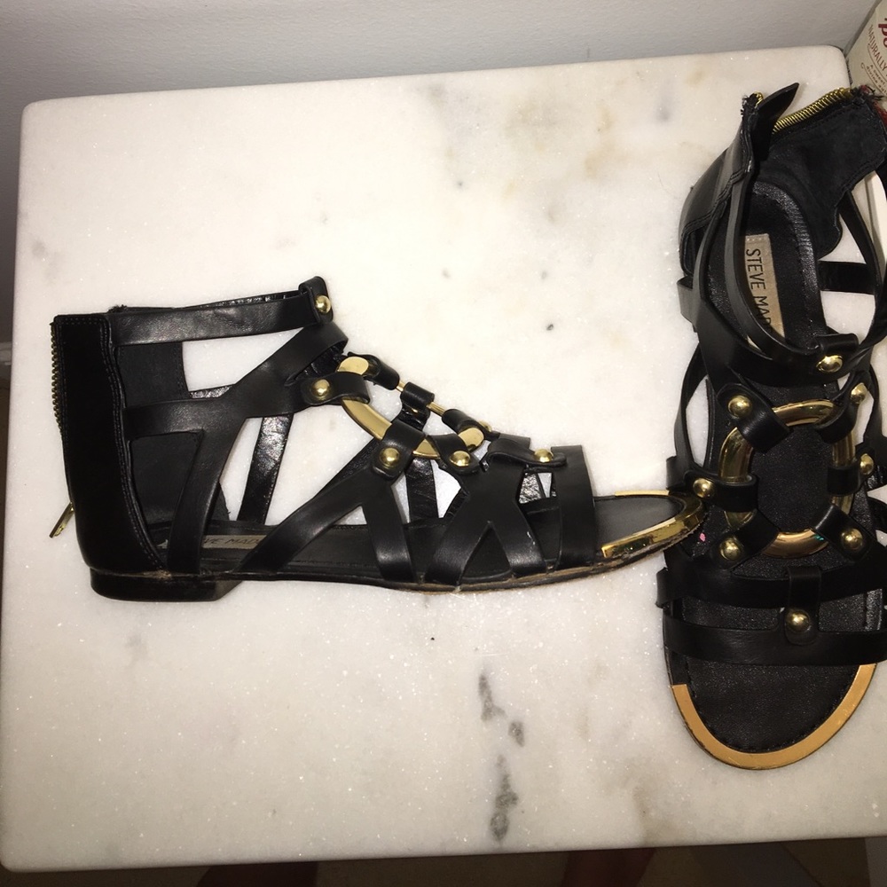 Sandals - Picture 2 of 6