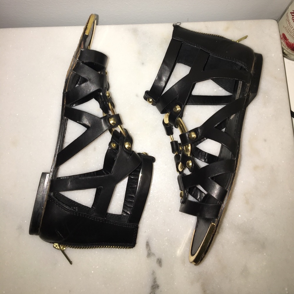 Sandals - Picture 3 of 6