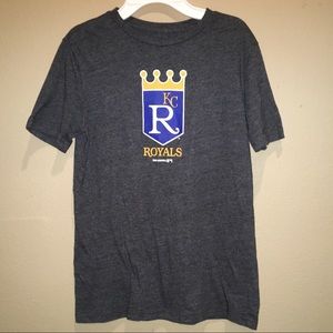 Boys size XL KC Royals t-shirt