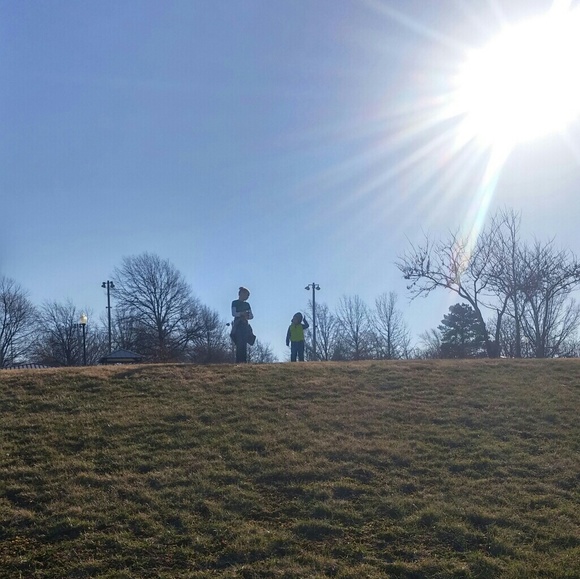 Meet your Posher, Rae - Picture 1 of 1