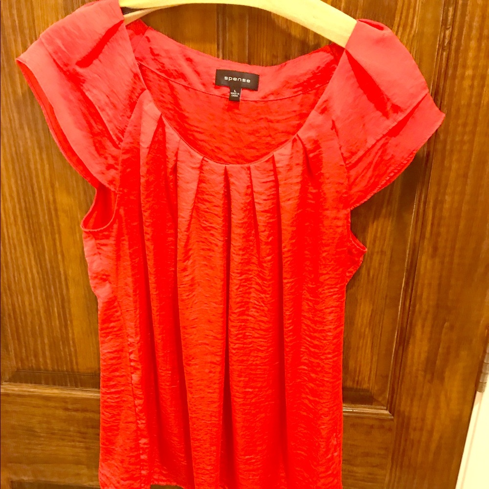 Women's Flowy Top