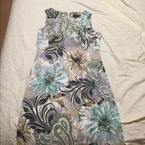 Sleeveless Summer Dress!   Size 10