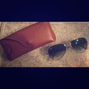 Ray-Ban Gold Aviators