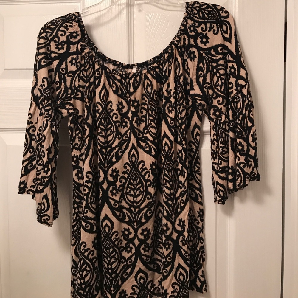 Boutique shirt. Black and Tan