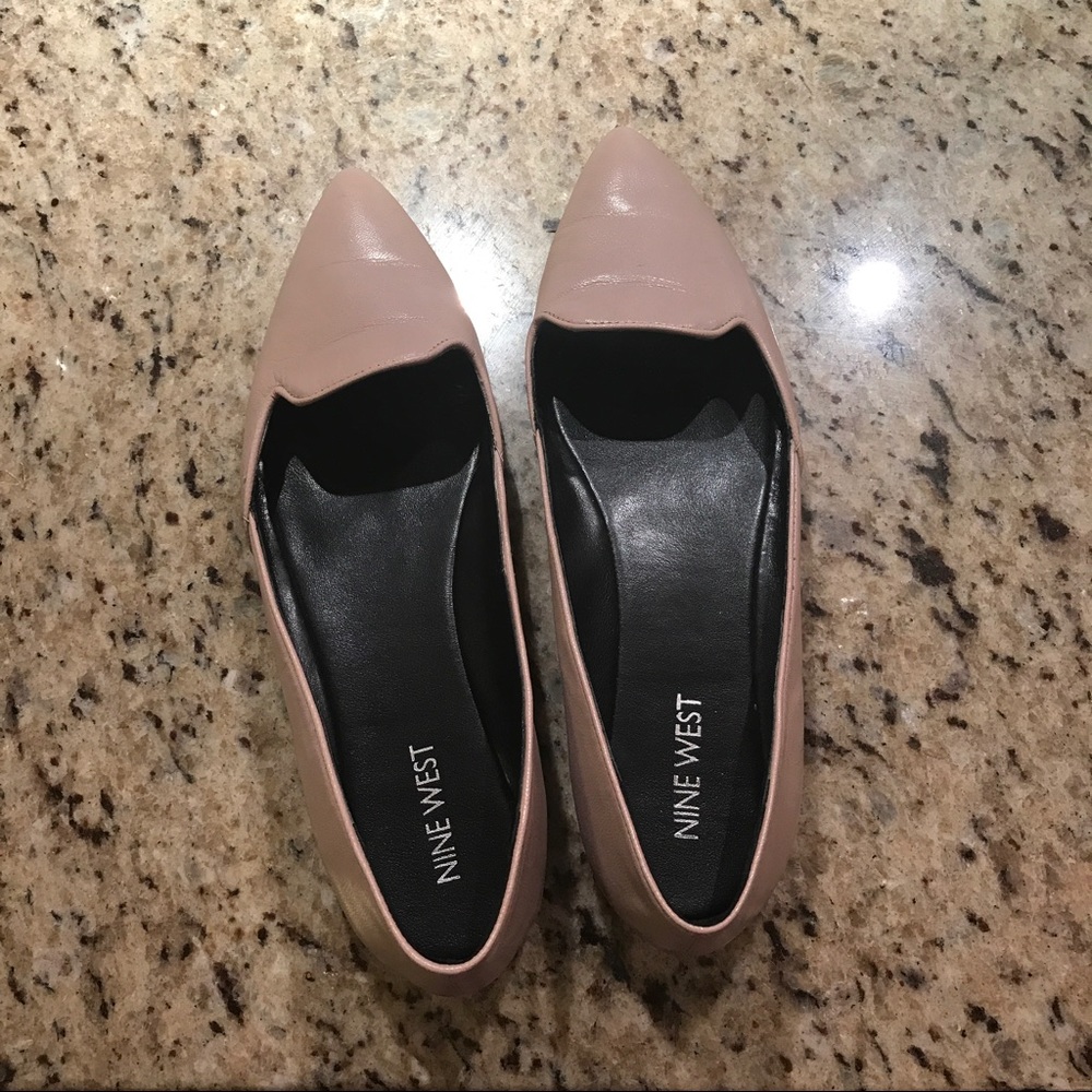 Nine West flats - size 7 - nude colored
