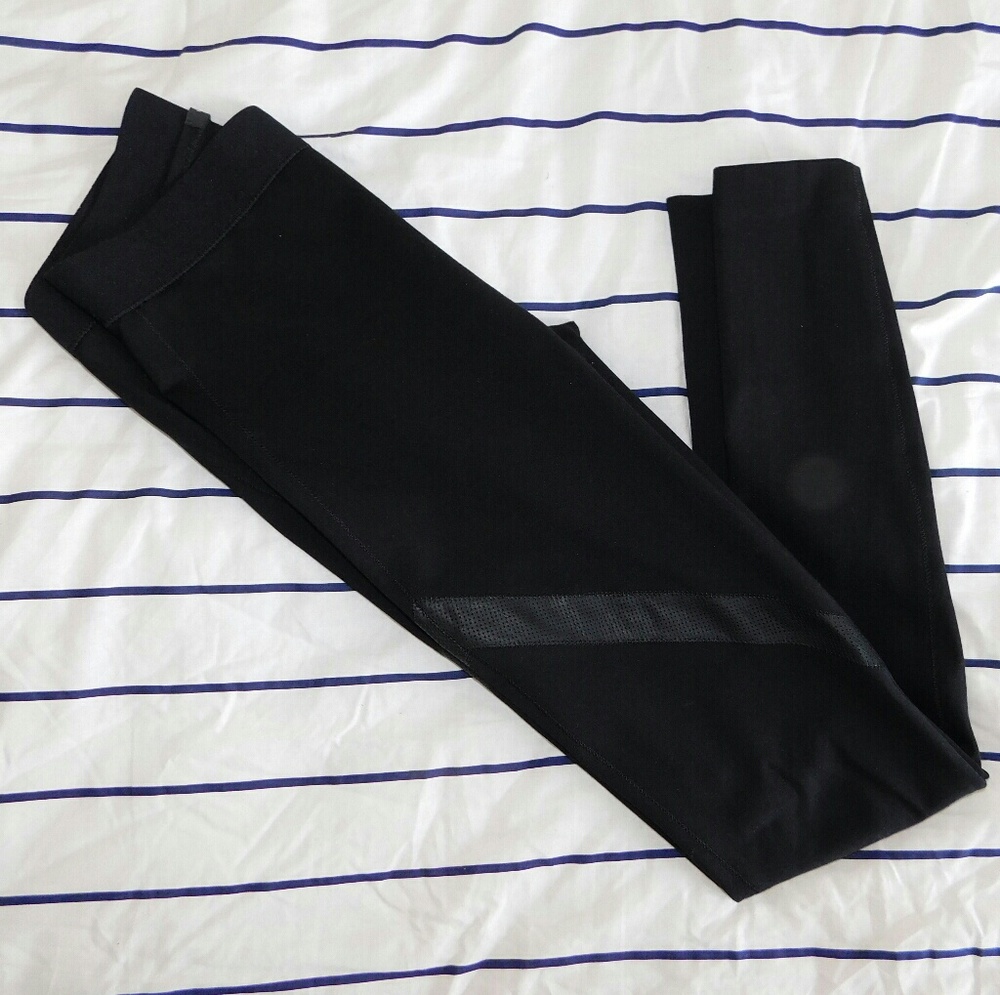Elie Tahari Stretchy Leggings W/Leather Design