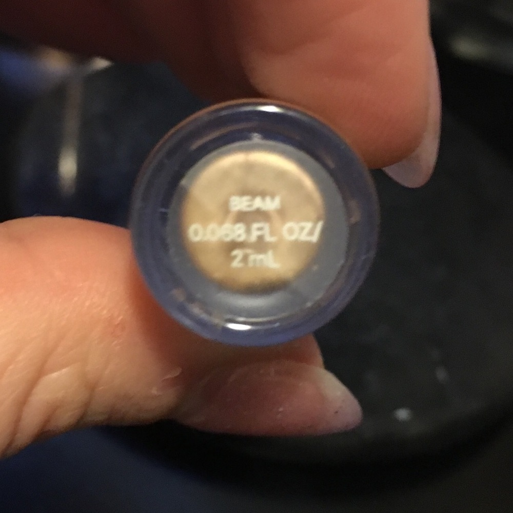 MILK Makeup Liquid Strobe - "Beam" - Picture 4 of 4
