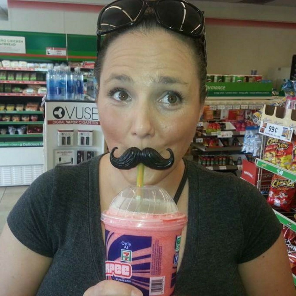 Meet your Posher, Andrea