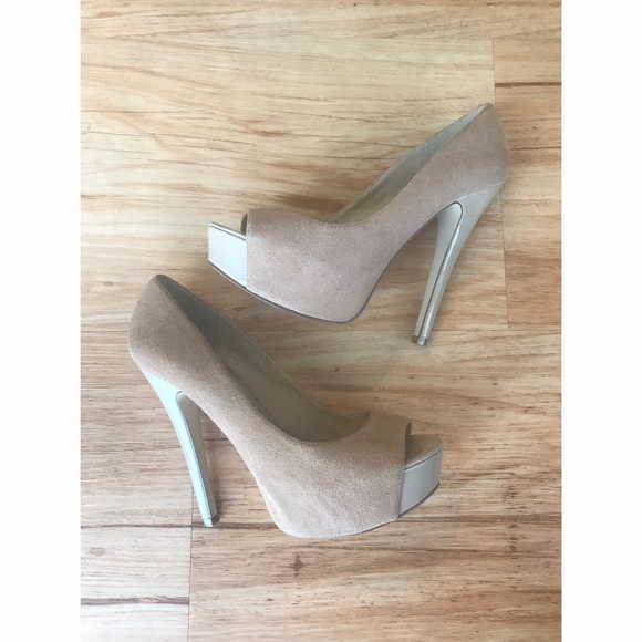 ➼ Aldo Suede Platform Heels - Picture 2 of 6