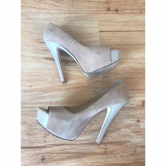 ➼ Aldo Suede Platform Heels - Picture 3 of 6