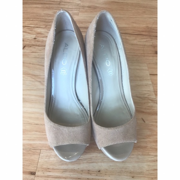 ➼ Aldo Suede Platform Heels - Picture 5 of 6