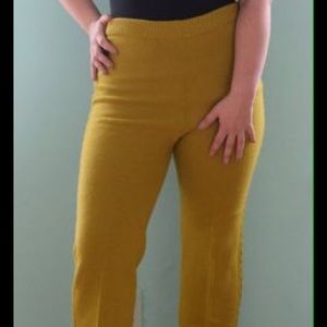 MAKE AN OFFER Mustard vintage 1960s sweater pants