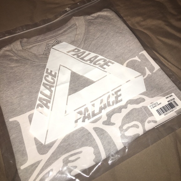🛑SOLD🛑Palace Jeans tee - Picture 4 of 4