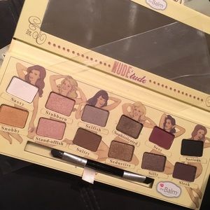The balm nude tude eyeshadow palette