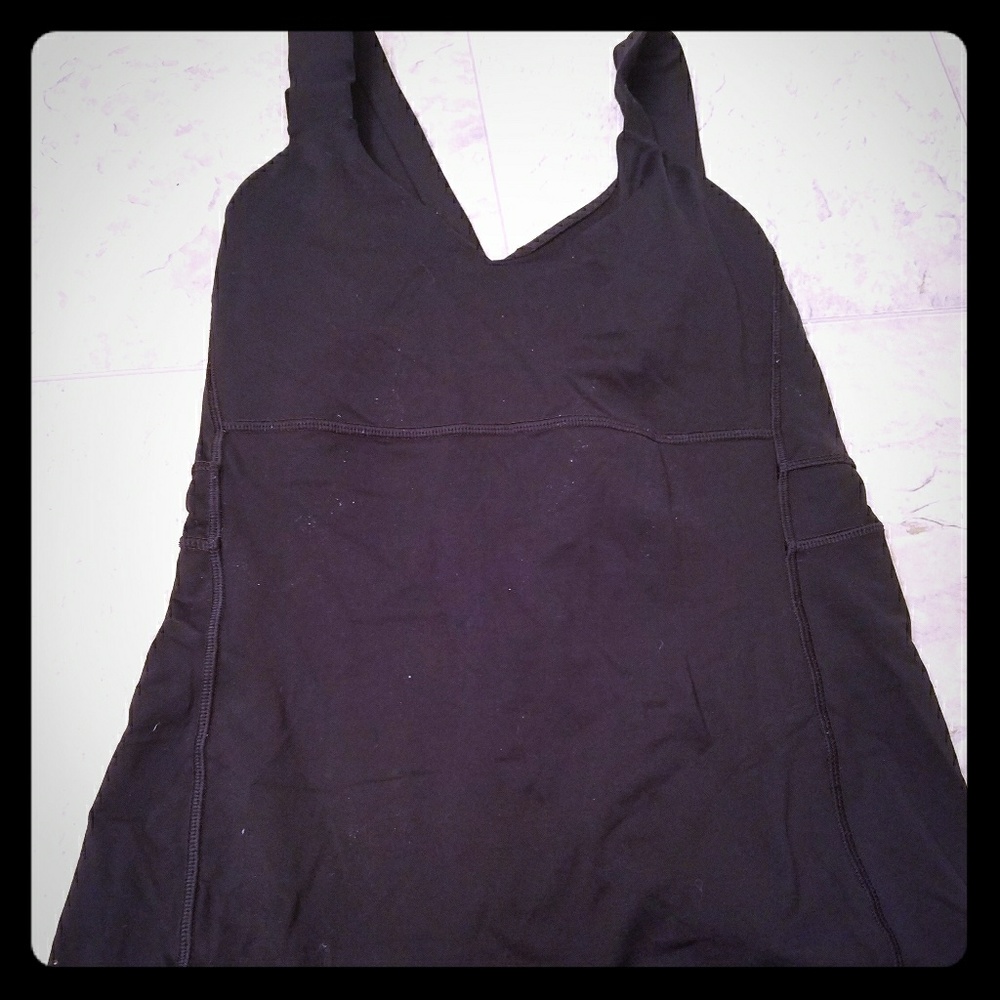 Lululemon tank