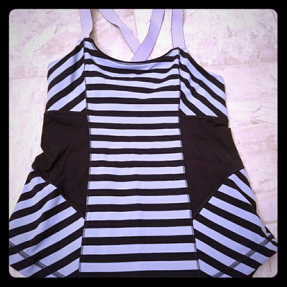 Lululemon tank
