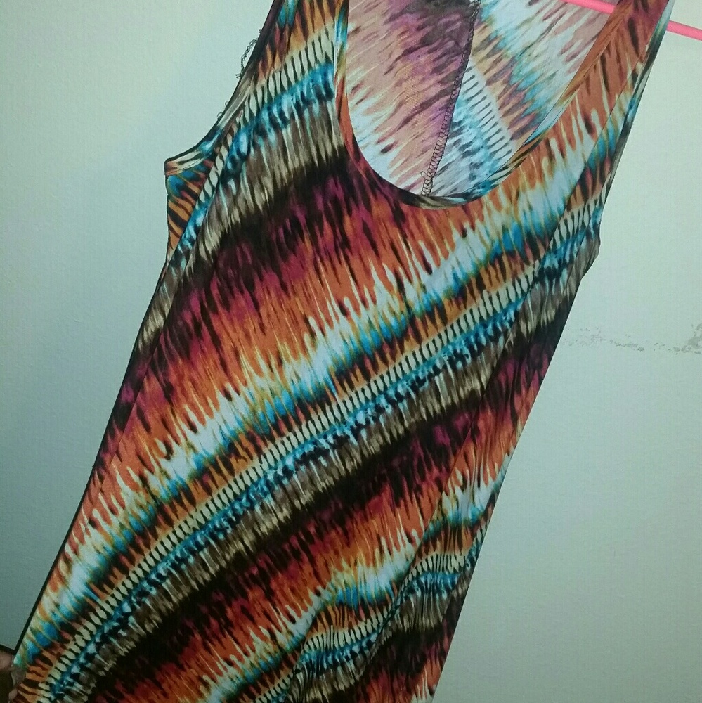 An multi colored fitted maxi dress