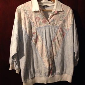 Light weight ladies top