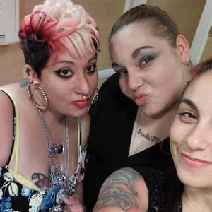 Meet your Posher, Crystal