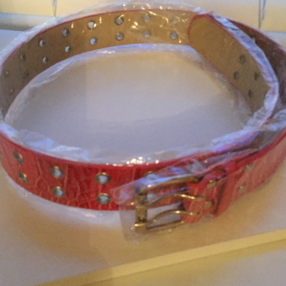 Boutique Accessories - Pink Leather Alligator Grain Belt Boutique Accessories - Pink Leather Alligator Grain Belt