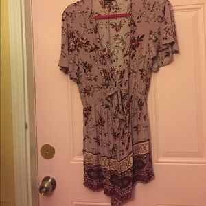 Kylie and Kendal romper size small