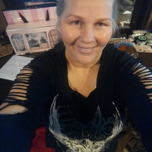 Meet your Posher, Loleta