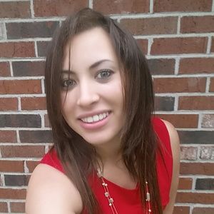 Meet your Posher, Edith