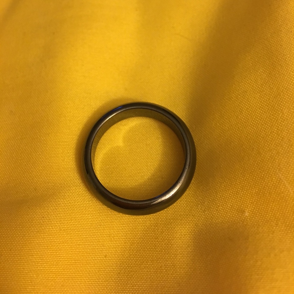 Very gorgeous Hemetite ring