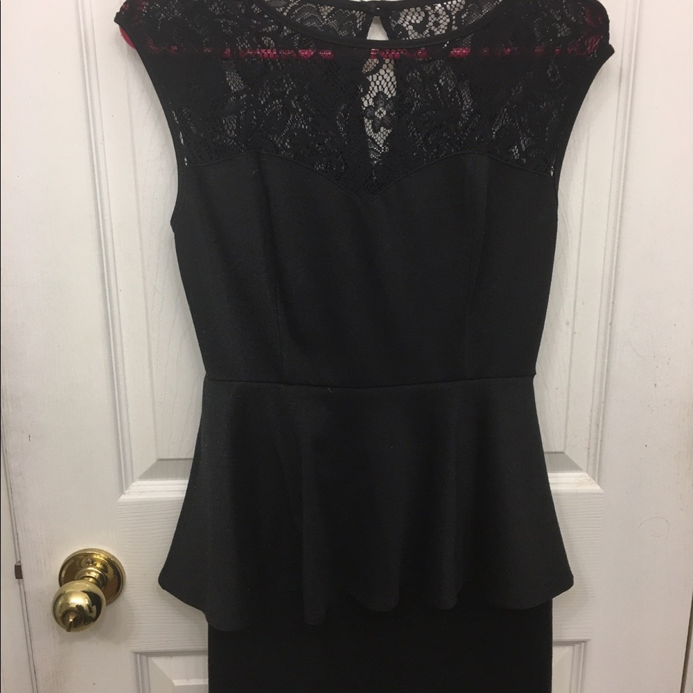 Black lace dress