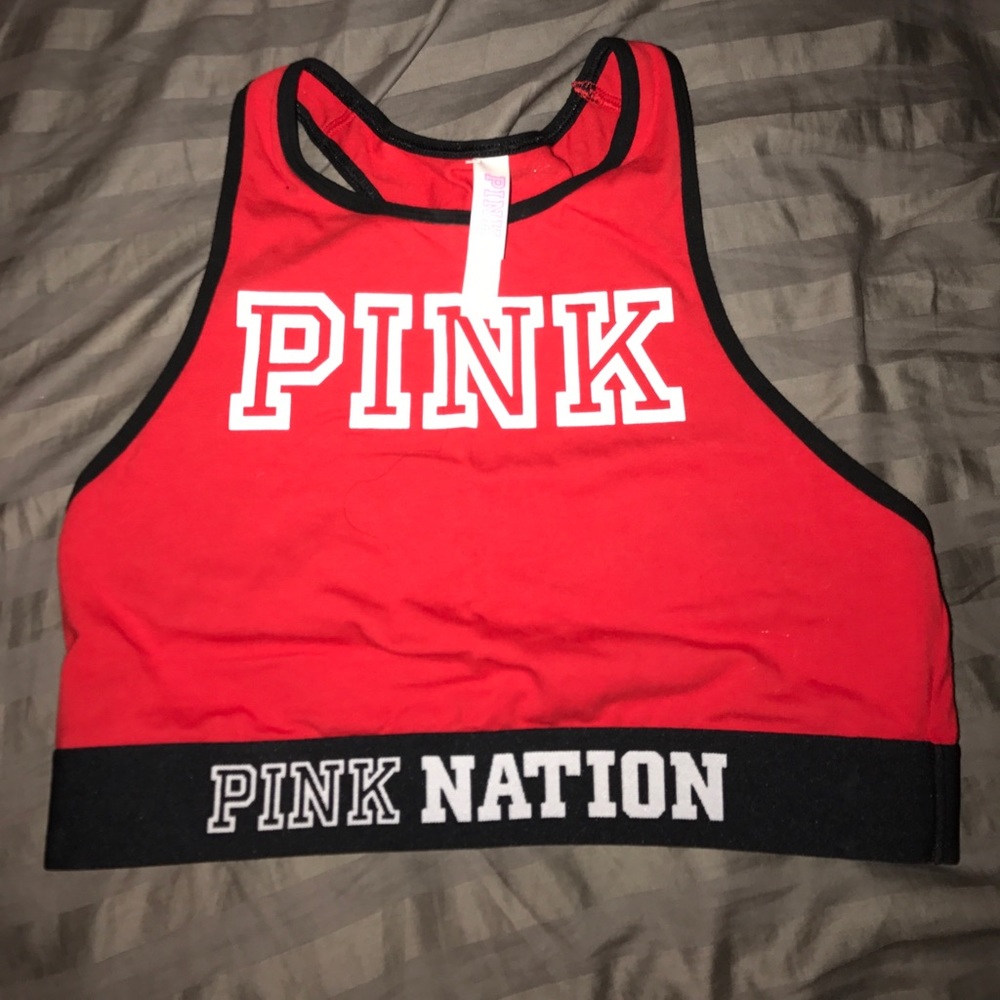sports bra