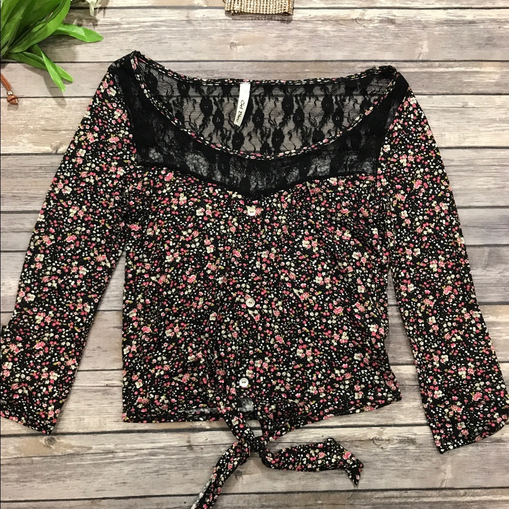 Floral knot top