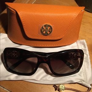 Tory Burch Sunglasses Brown/ gold color