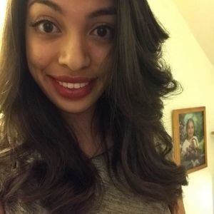 Meet your Posher, Carolina