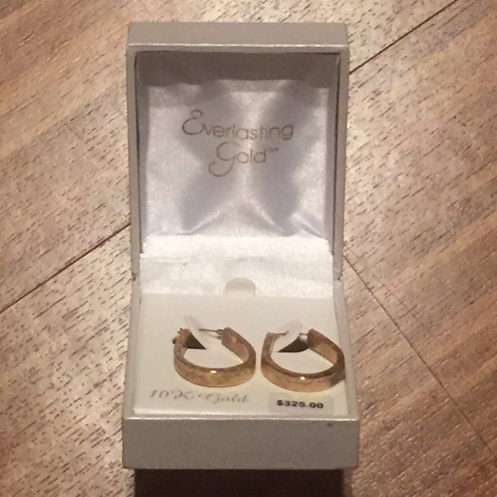 NWT 10K gold earrings - Picture 2 of 7